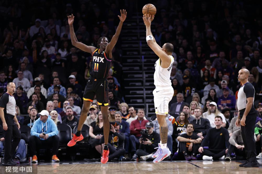 分别在防守 分别在防守